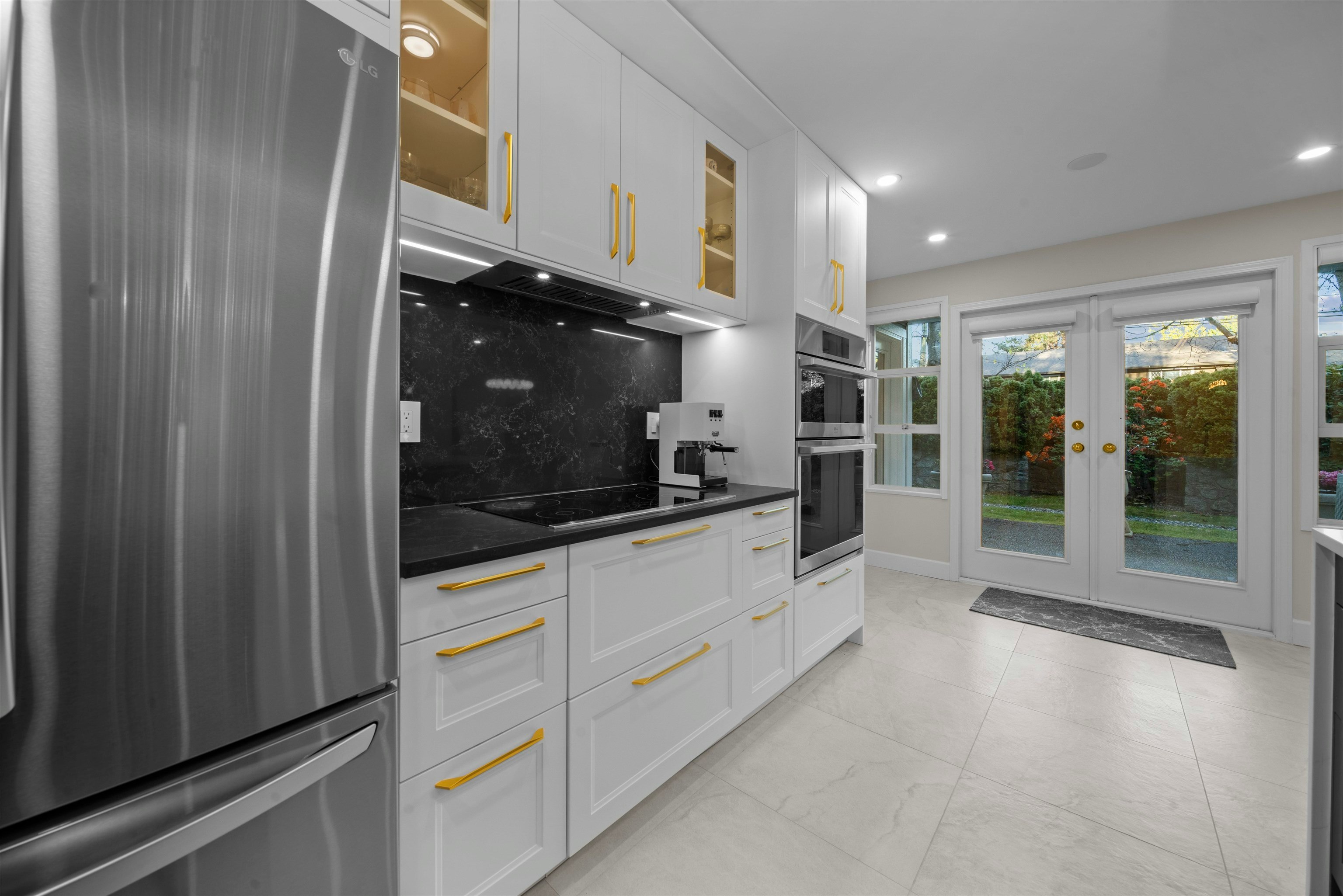 103-3399 Capilano Crescent, North Vancouver, BC, V7R 4W7 - 16