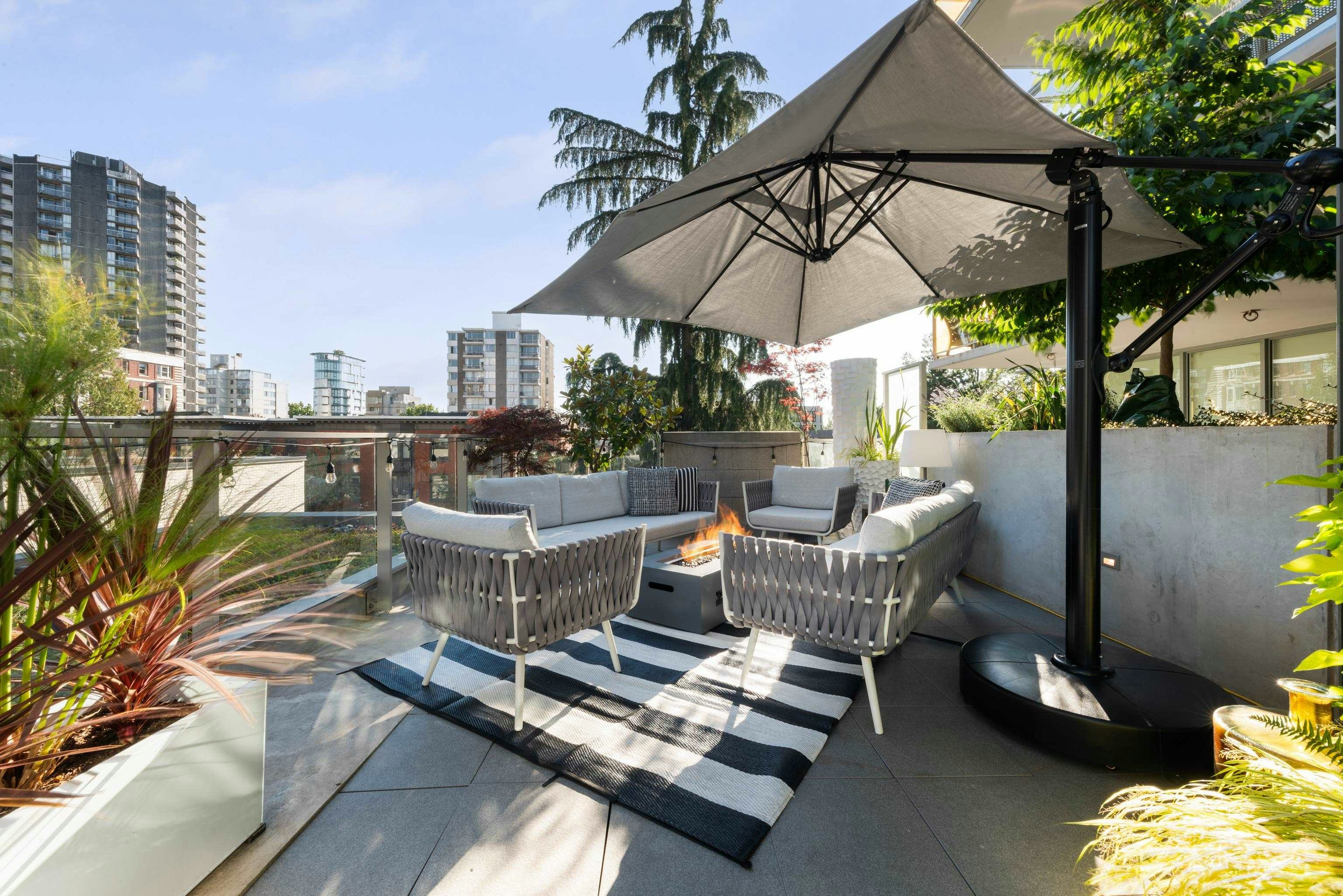 403-1365 Davie Street, Vancouver, BC, V6E 1N5