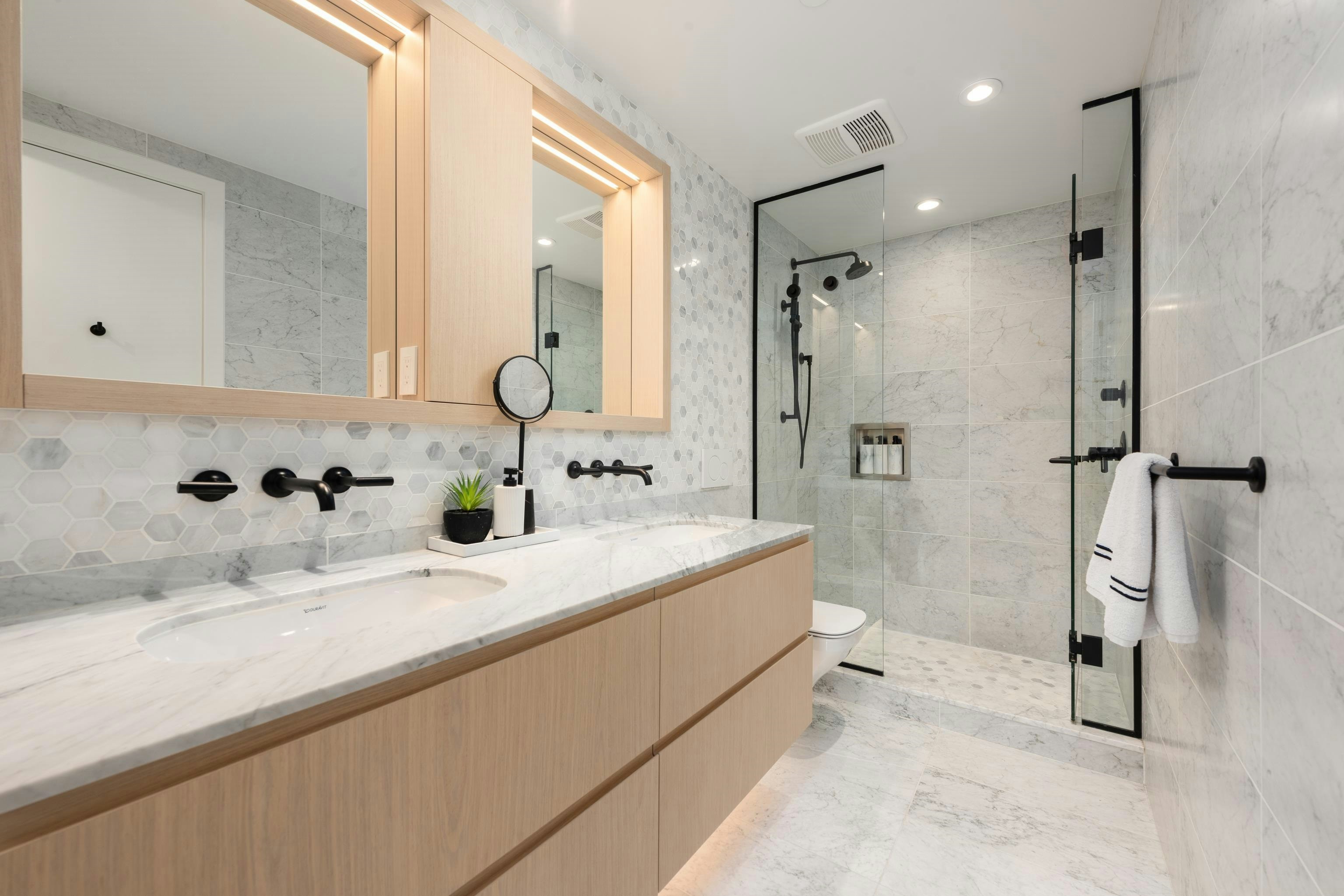 403-1365 Davie Street, Vancouver, BC, V6E 1N5 - 9