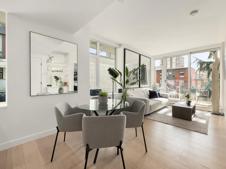 403-1365 Davie Street, Vancouver, BC, V6E 1N5 - 2