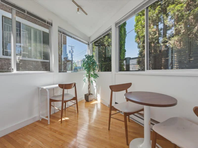 1239 E 22nd Avenue - 5