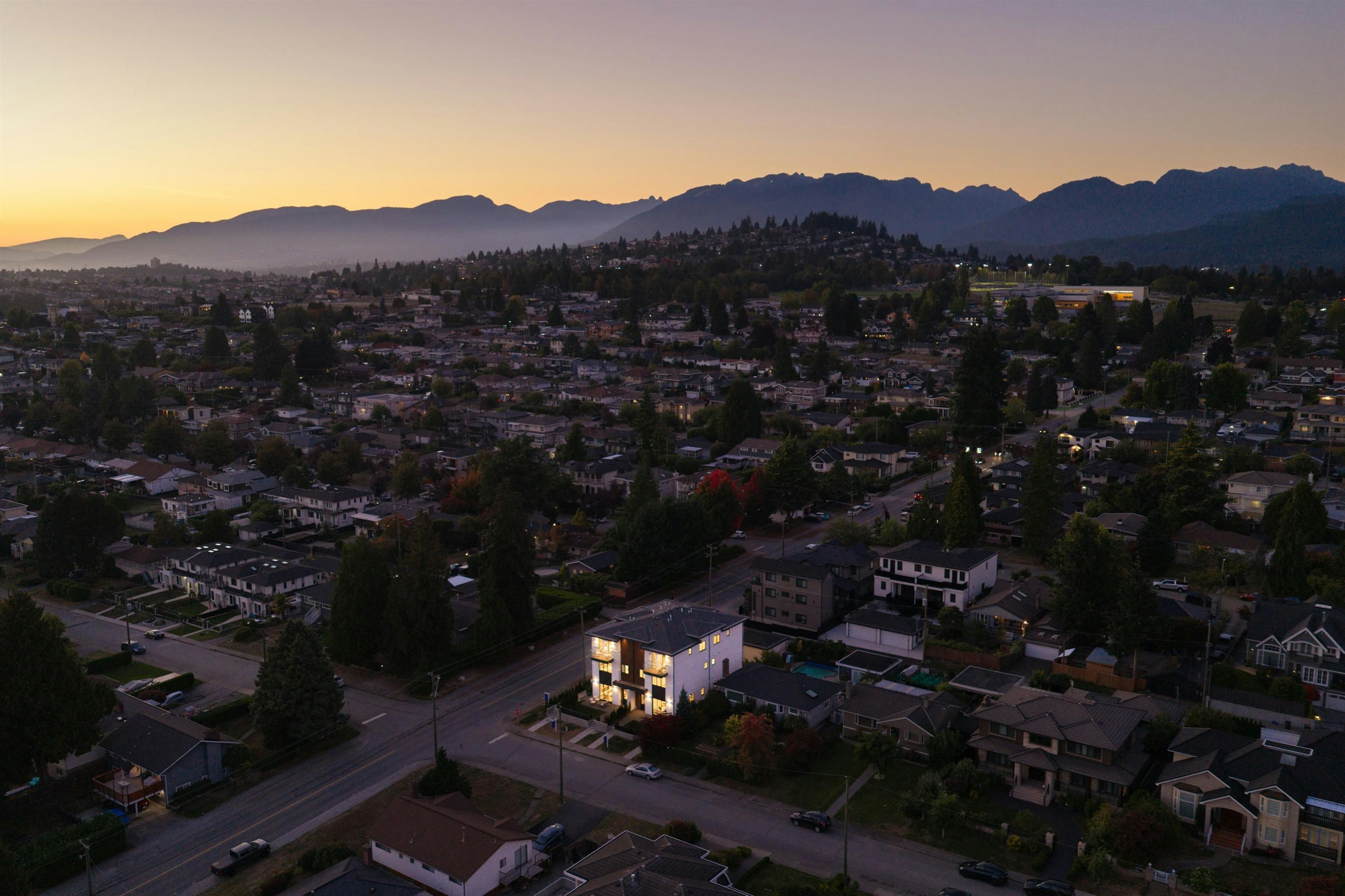 1-6503 Winch Street, Burnaby, BC, V5B 2L5 - 21