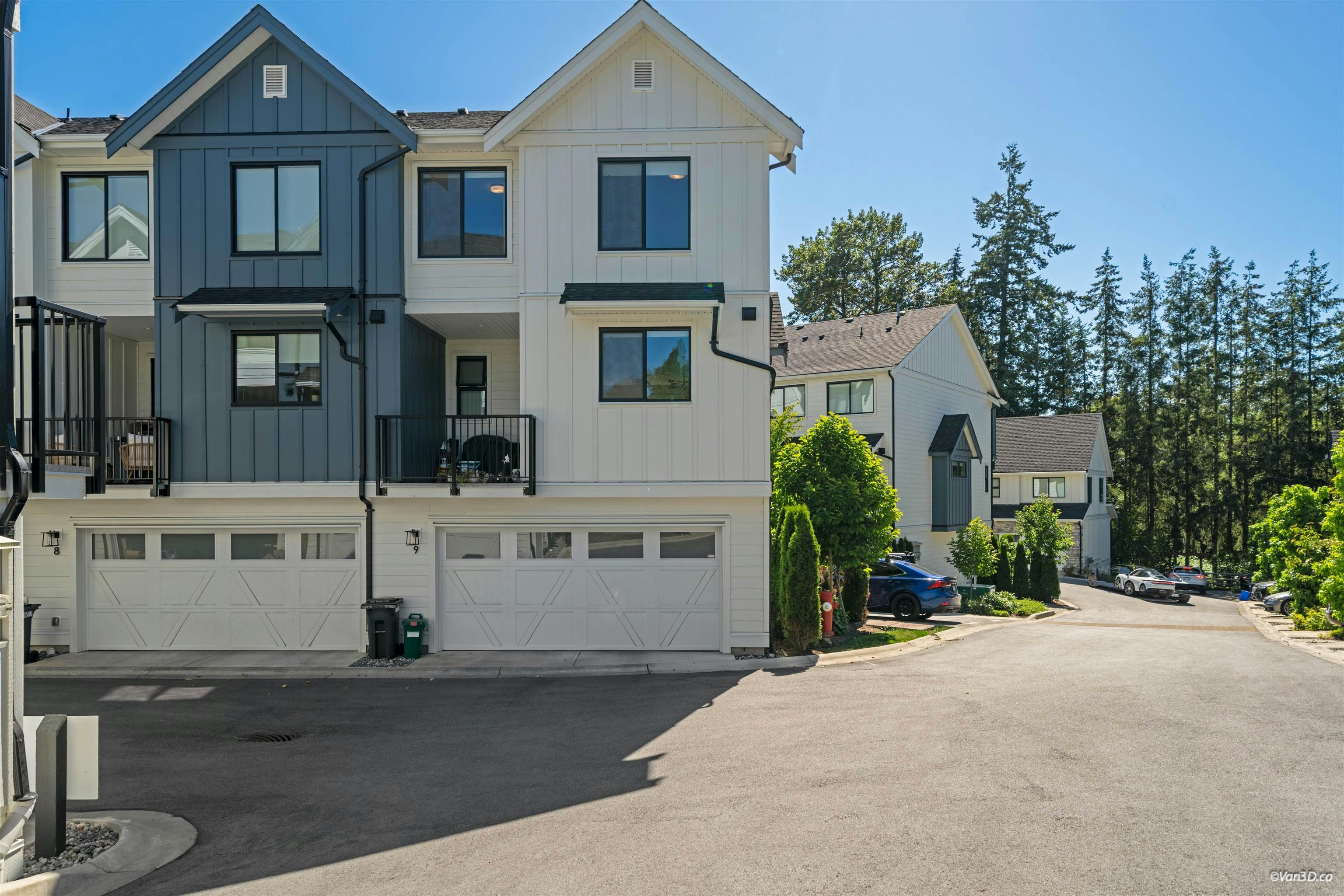 9-1871 165a Street, Surrey, BC, V3Z 9N3
