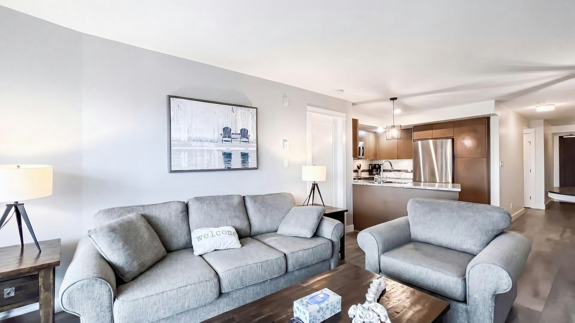 404-14955 Victoria Avenue, Surrey, BC, V4B 1G2 - 3