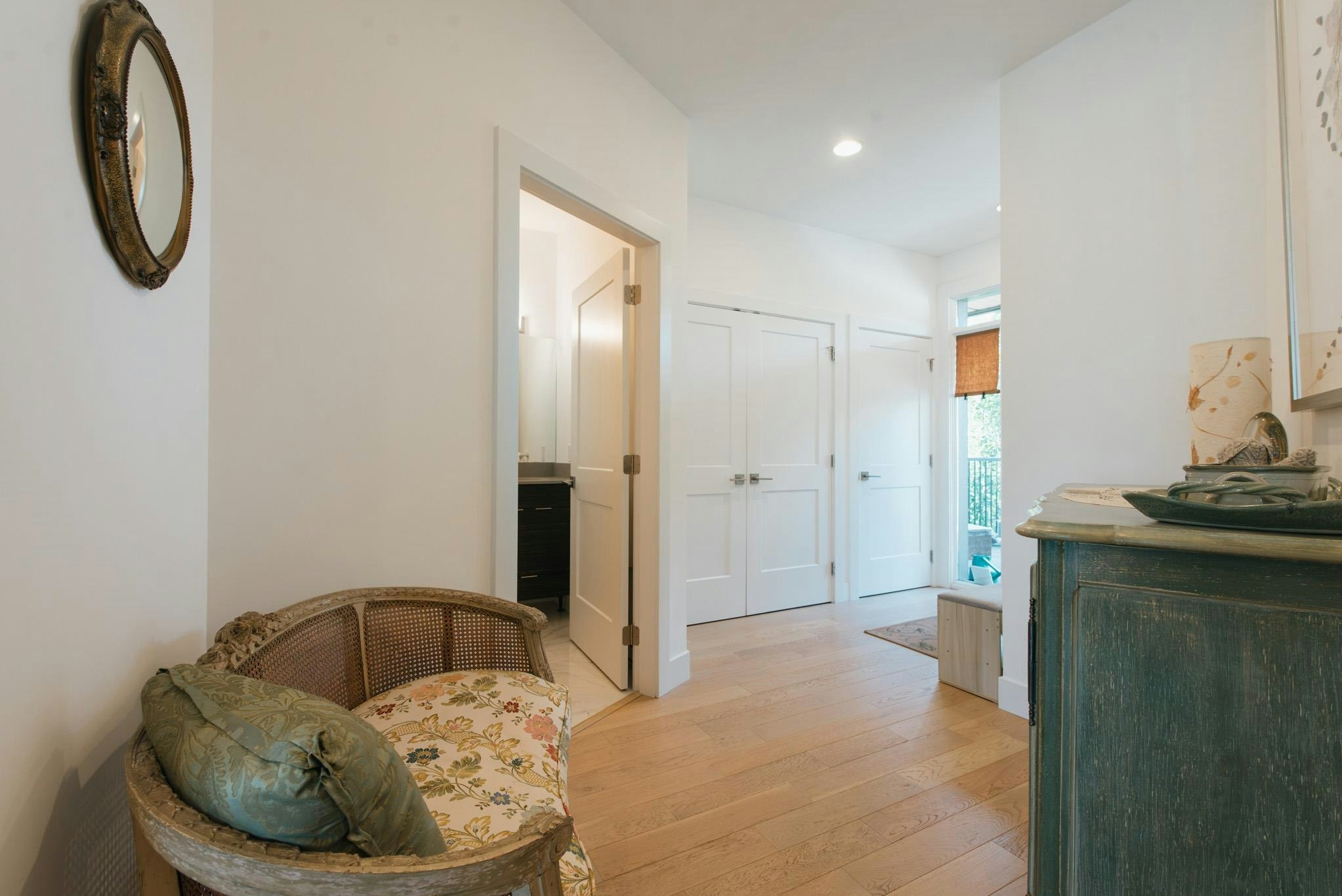 302-5780 Marine Way - 4