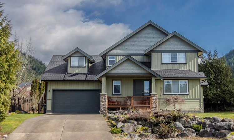 1003 Ash Place