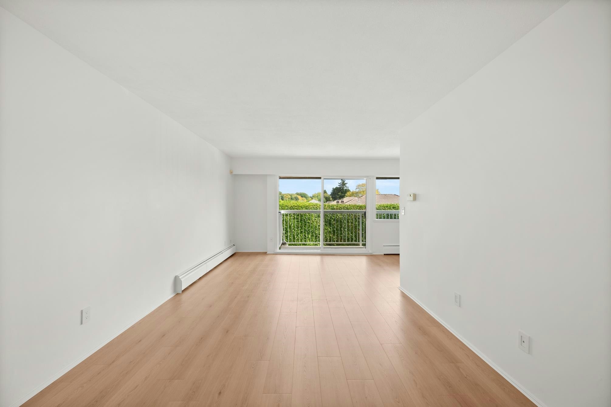 303-8080 Ryan Road, Richmond, BC, V7A 2E5 - 3