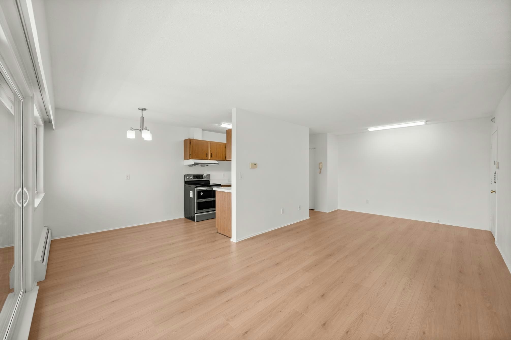 303-8080 Ryan Road, Richmond, BC, V7A 2E5 - 4