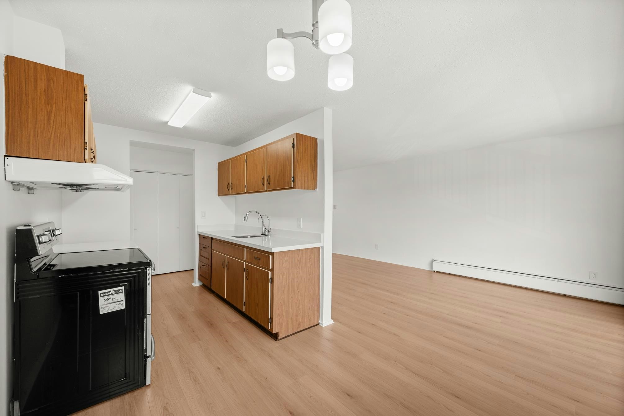 303-8080 Ryan Road, Richmond, BC, V7A 2E5 - 6