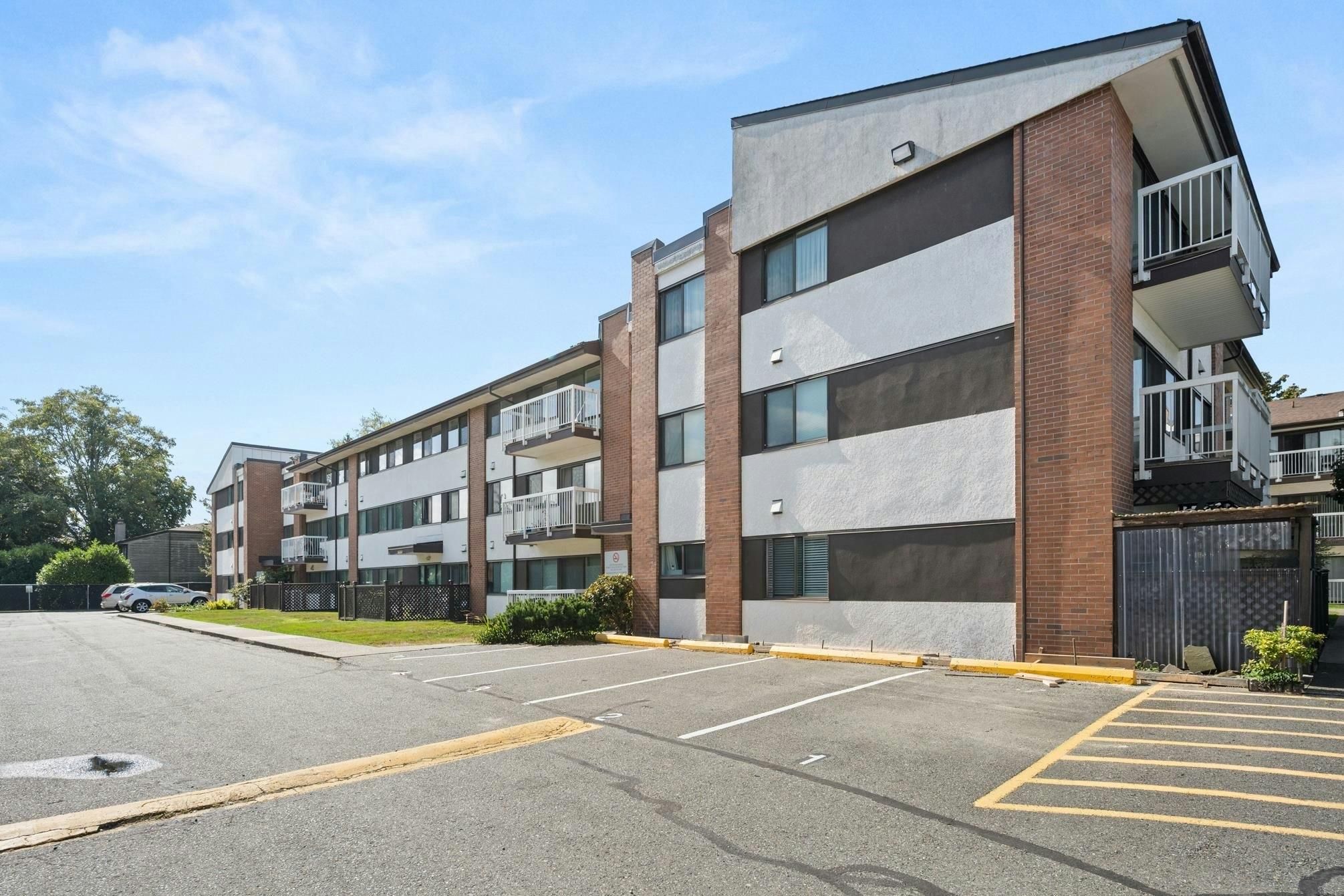 303-8080 Ryan Road, Richmond, BC, V7A 2E5