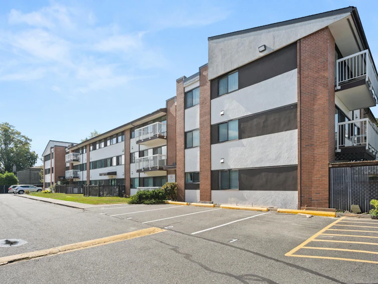 303-8080 Ryan Road, Richmond, BC, V7A 2E5