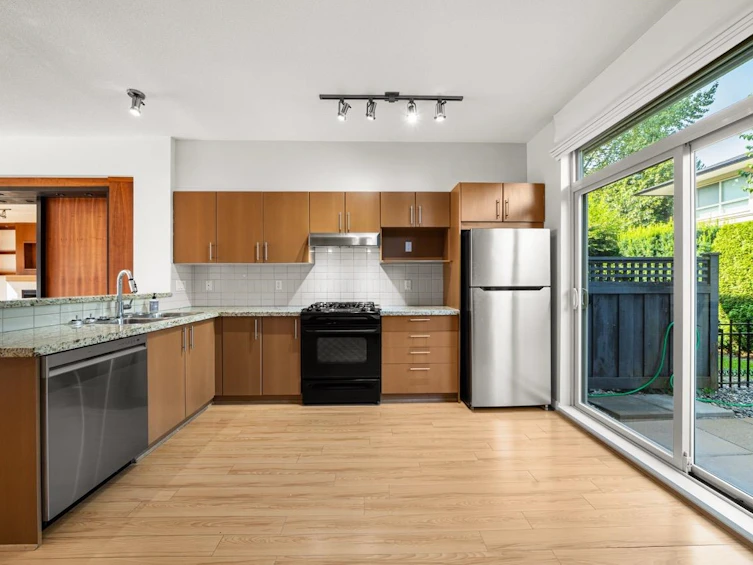 3-301 Klahanie Drive, Port Moody, BC, V3H 0C2 - 7