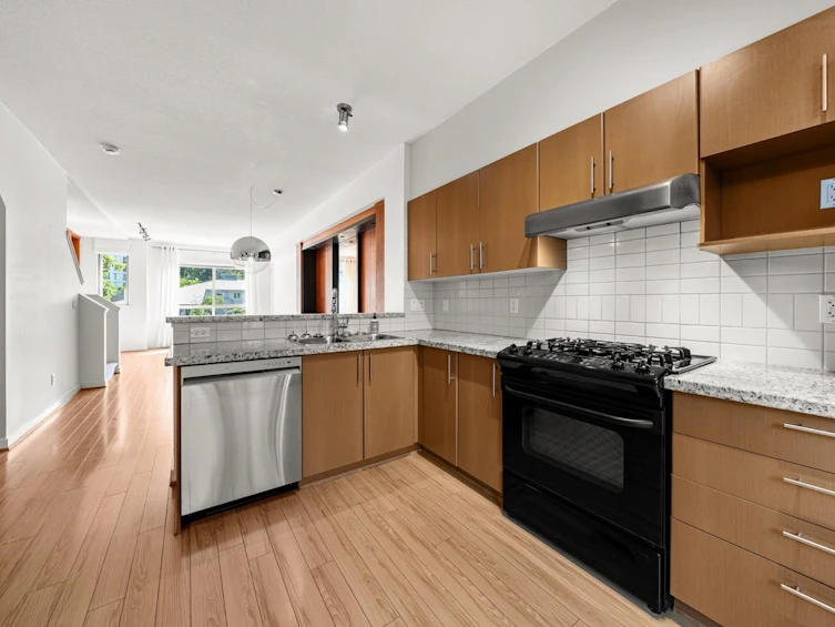 3-301 Klahanie Drive, Port Moody, BC, V3H 0C2 - 8