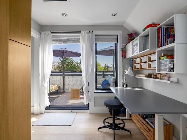 3918 Carolina Street, Vancouver, BC, V5V 1X8 - 32