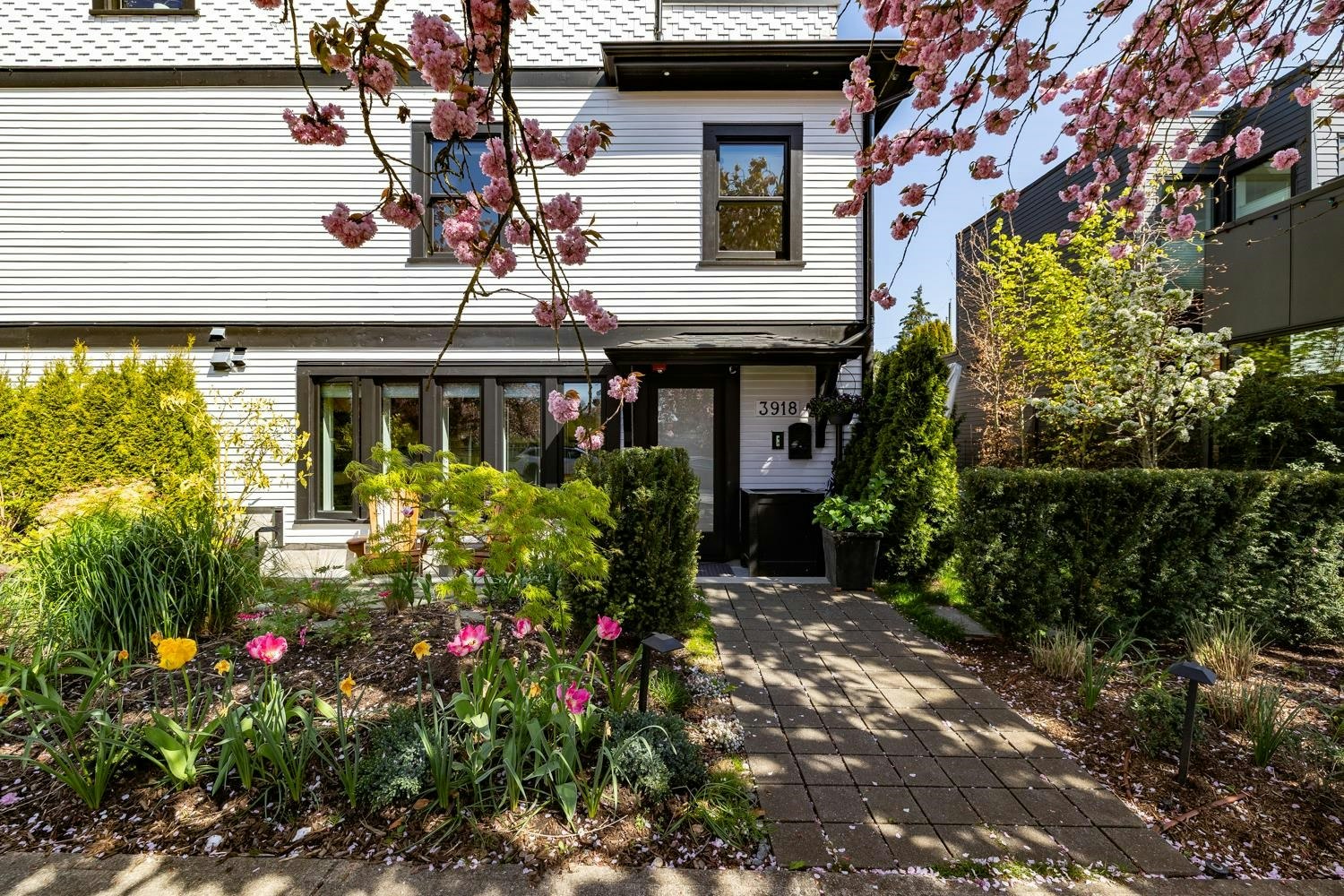 3918 Carolina Street, Vancouver, BC, V5V 1X8 - 3