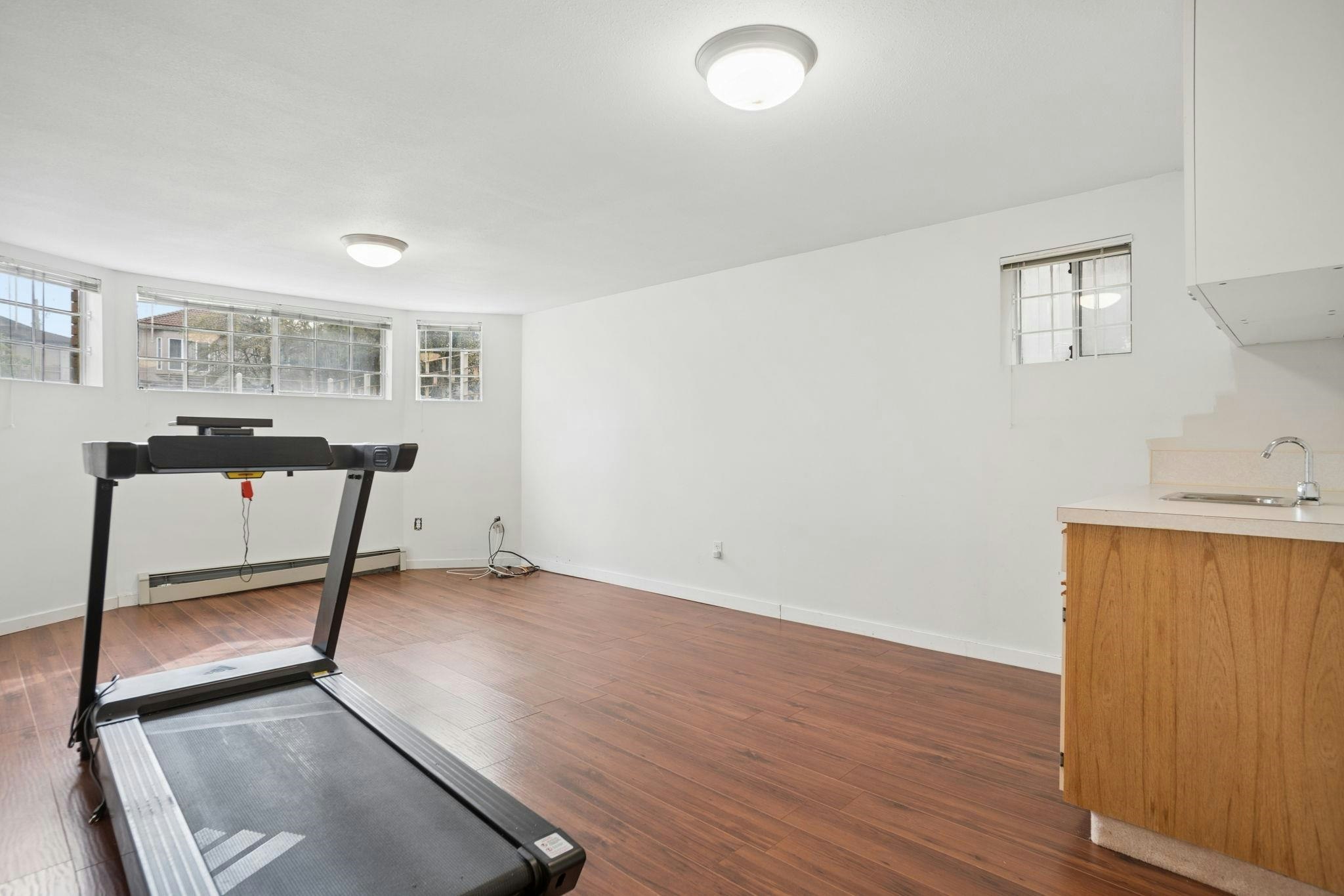 785 E 50th Avenue, Vancouver, BC, V5X 1B4 - 21
