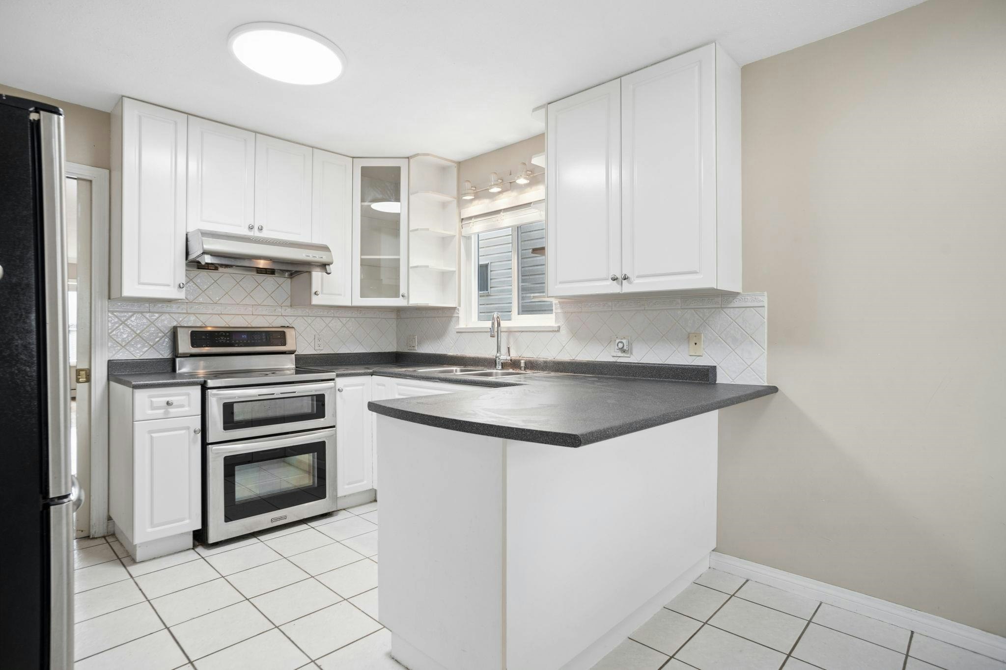 785 E 50th Avenue, Vancouver, BC, V5X 1B4 - 6