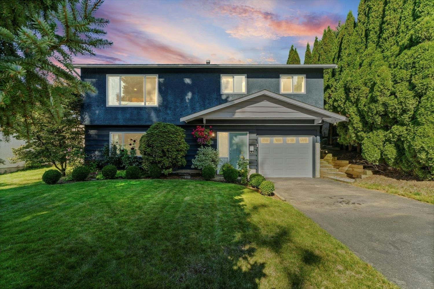 34915 Champlain Crescent, Abbotsford, BC, V2S 5P3