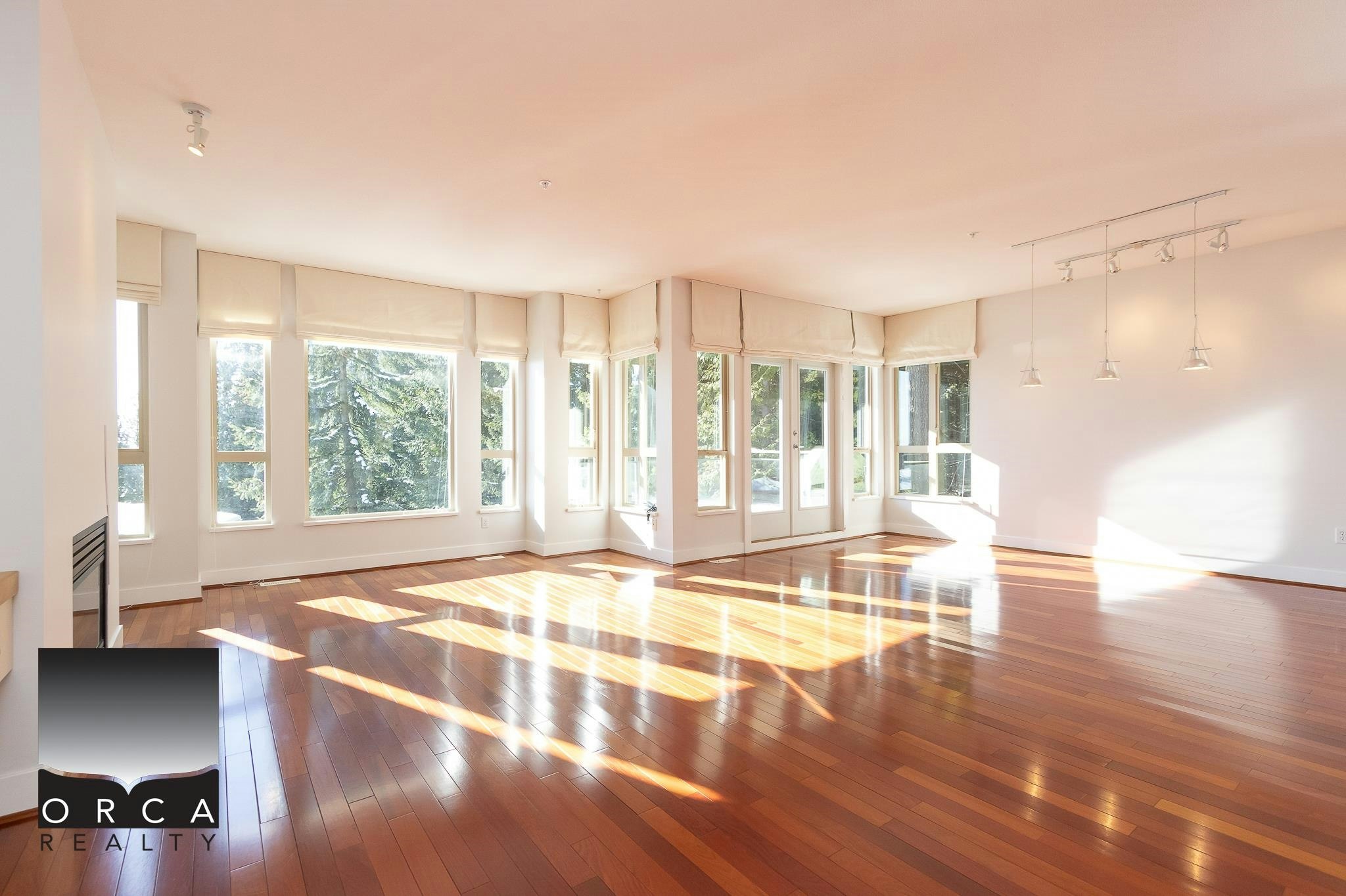 2491 Folkestone Way, West Vancouver, BC, V7S 3J1 - 2