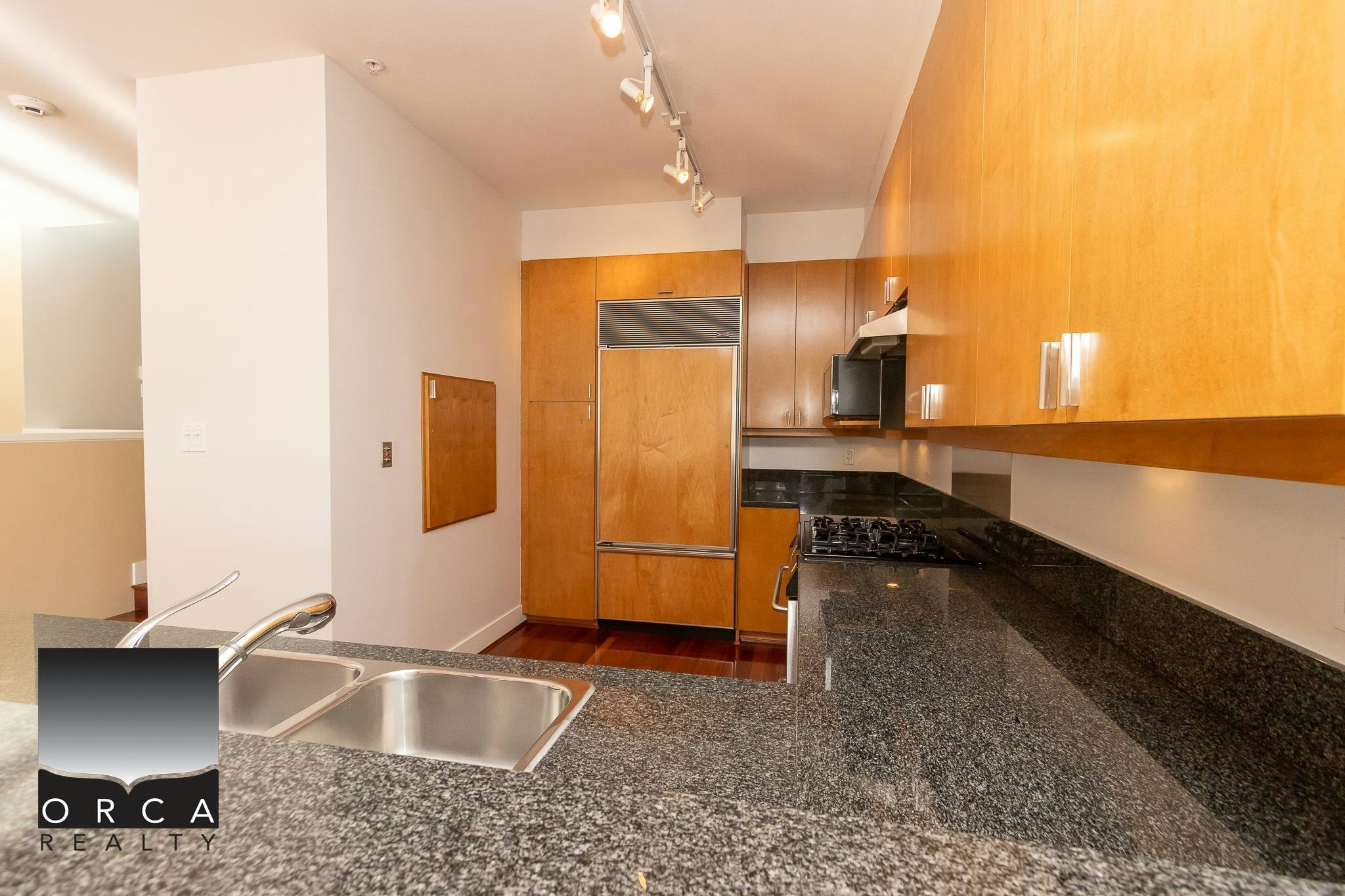 2491 Folkestone Way, West Vancouver, BC, V7S 3J1 - 10