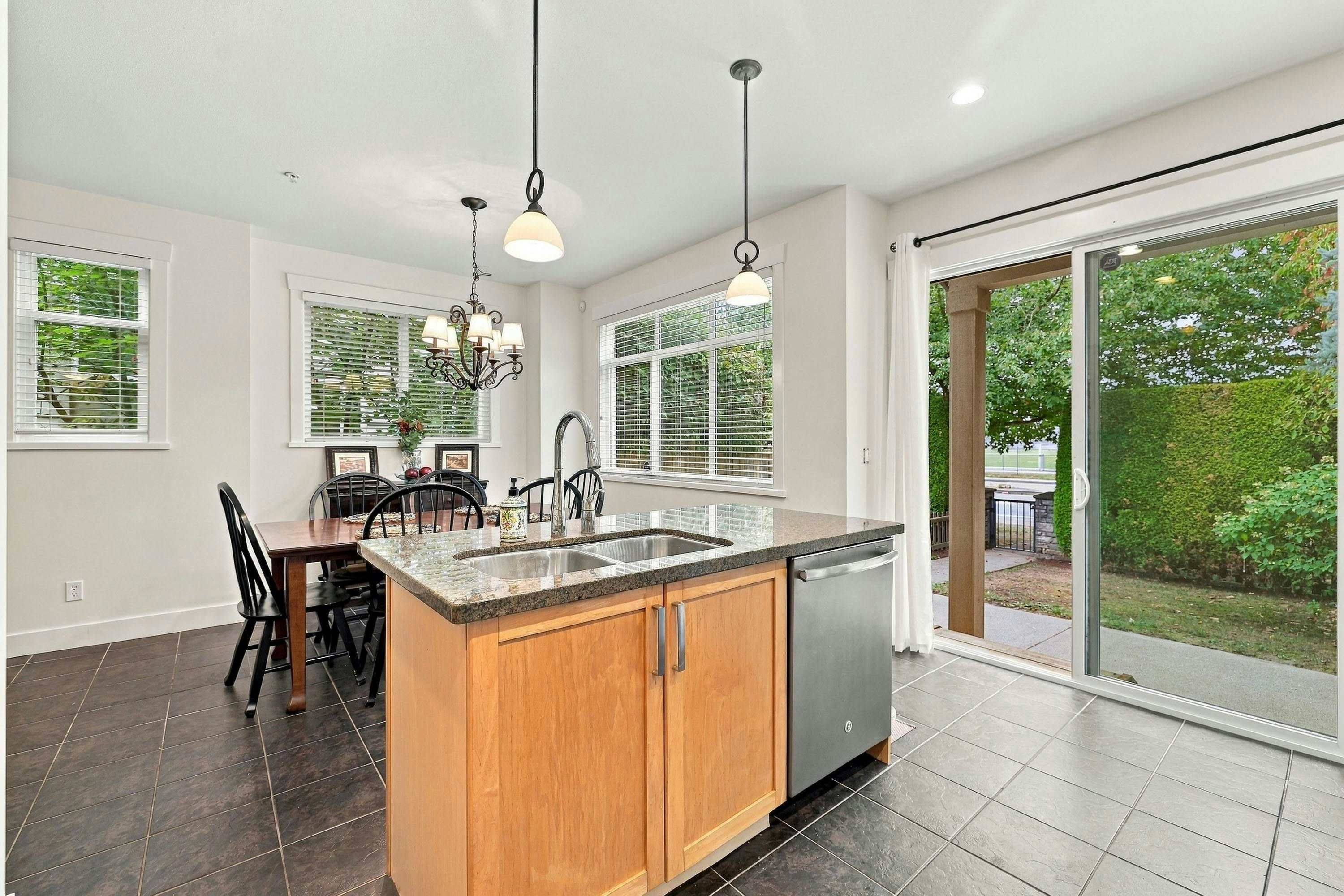 39-22865 Telosky Avenue, Maple Ridge, BC, V2X 8Z9 - 10