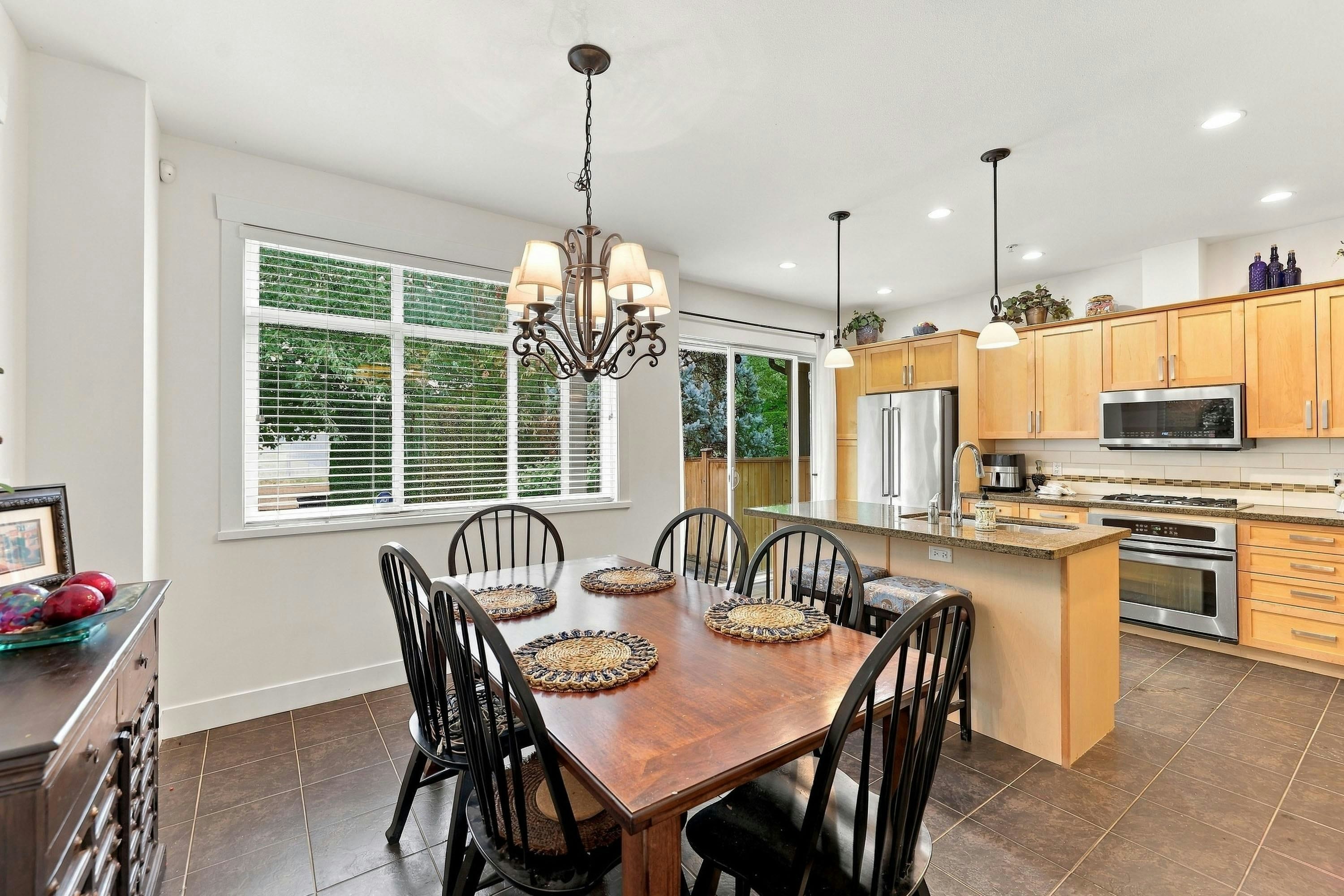 39-22865 Telosky Avenue, Maple Ridge, BC, V2X 8Z9 - 14