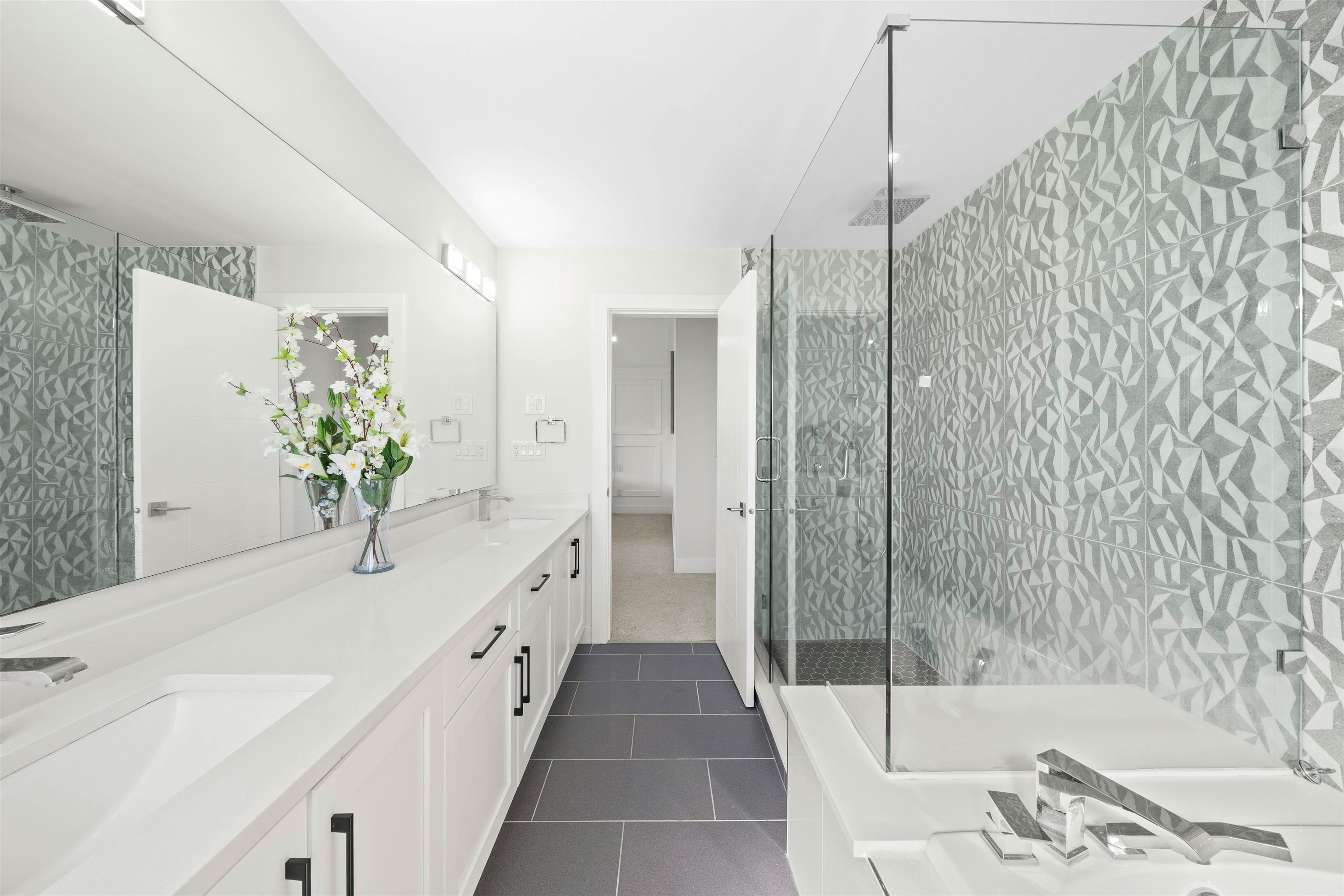 21070 76a Avenue, Langley, BC, V2Y 0L1 - 23