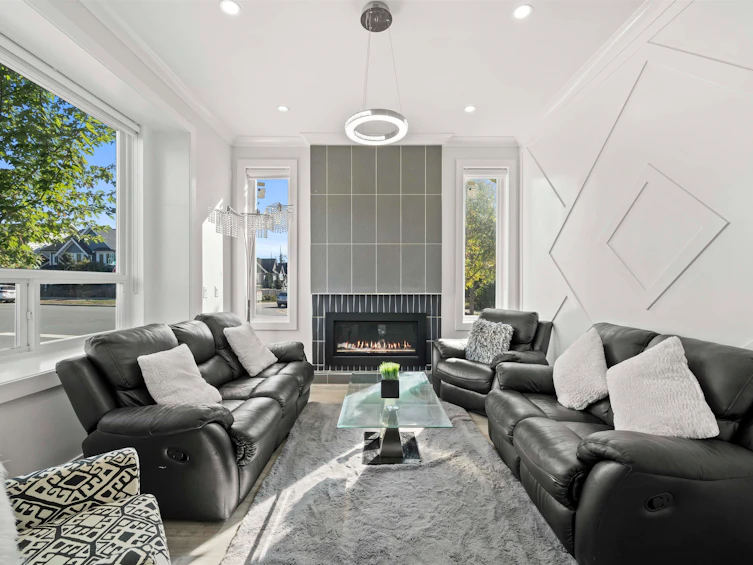 21070 76a Avenue, Langley, BC, V2Y 0L1 - 3