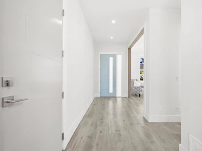 21070 76a Avenue - 2