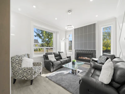21070 76a Avenue - 4