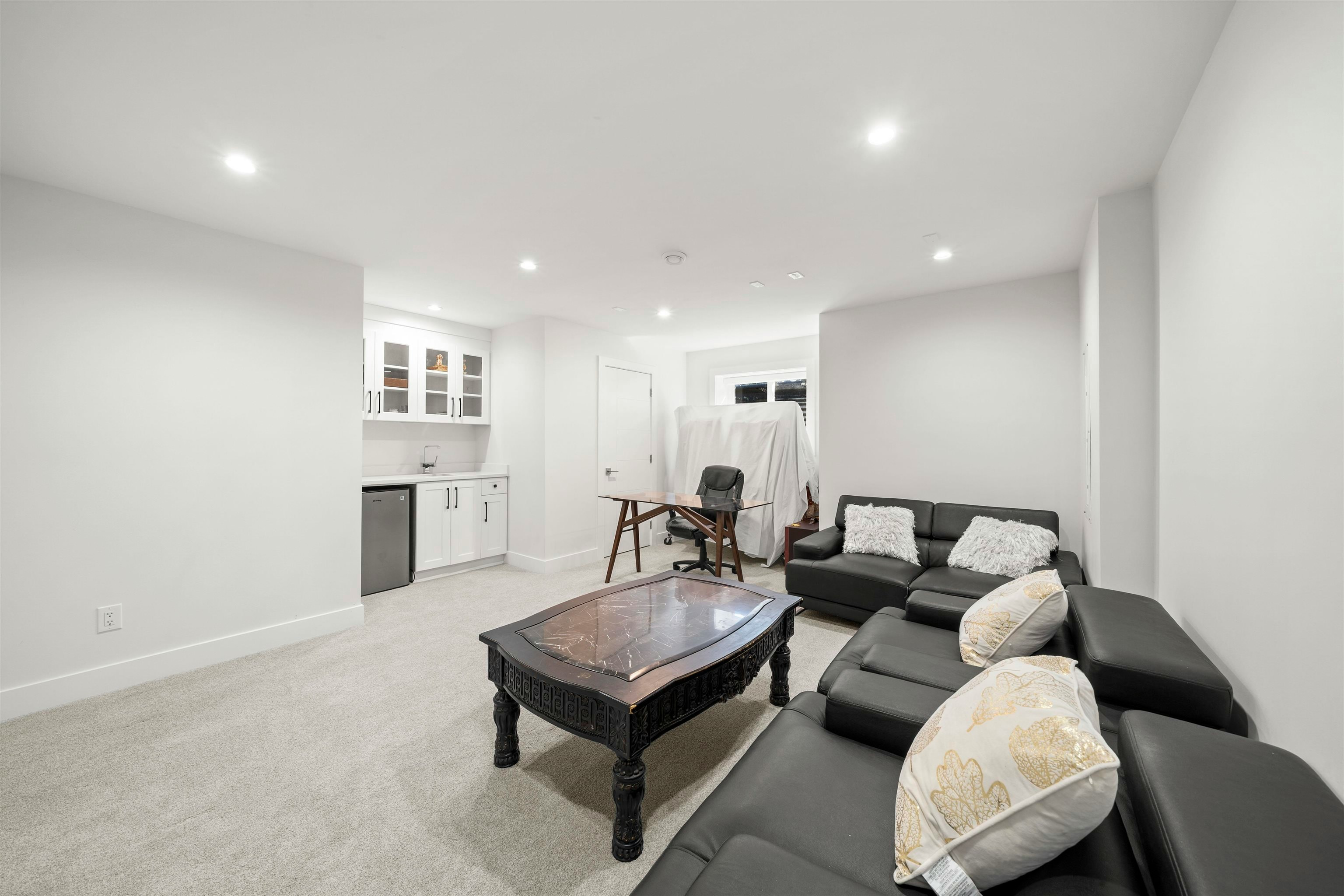 21070 76a Avenue, Langley, BC, V2Y 0L1 - 33