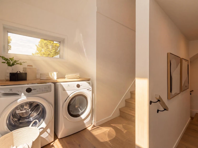 2790 Cambridge Street, Vancouver, BC, V5K 1L7 - 15