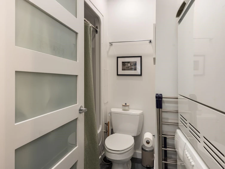 L2-2556 E Hastings Street, Vancouver, BC, V5K 1Z3 - 16