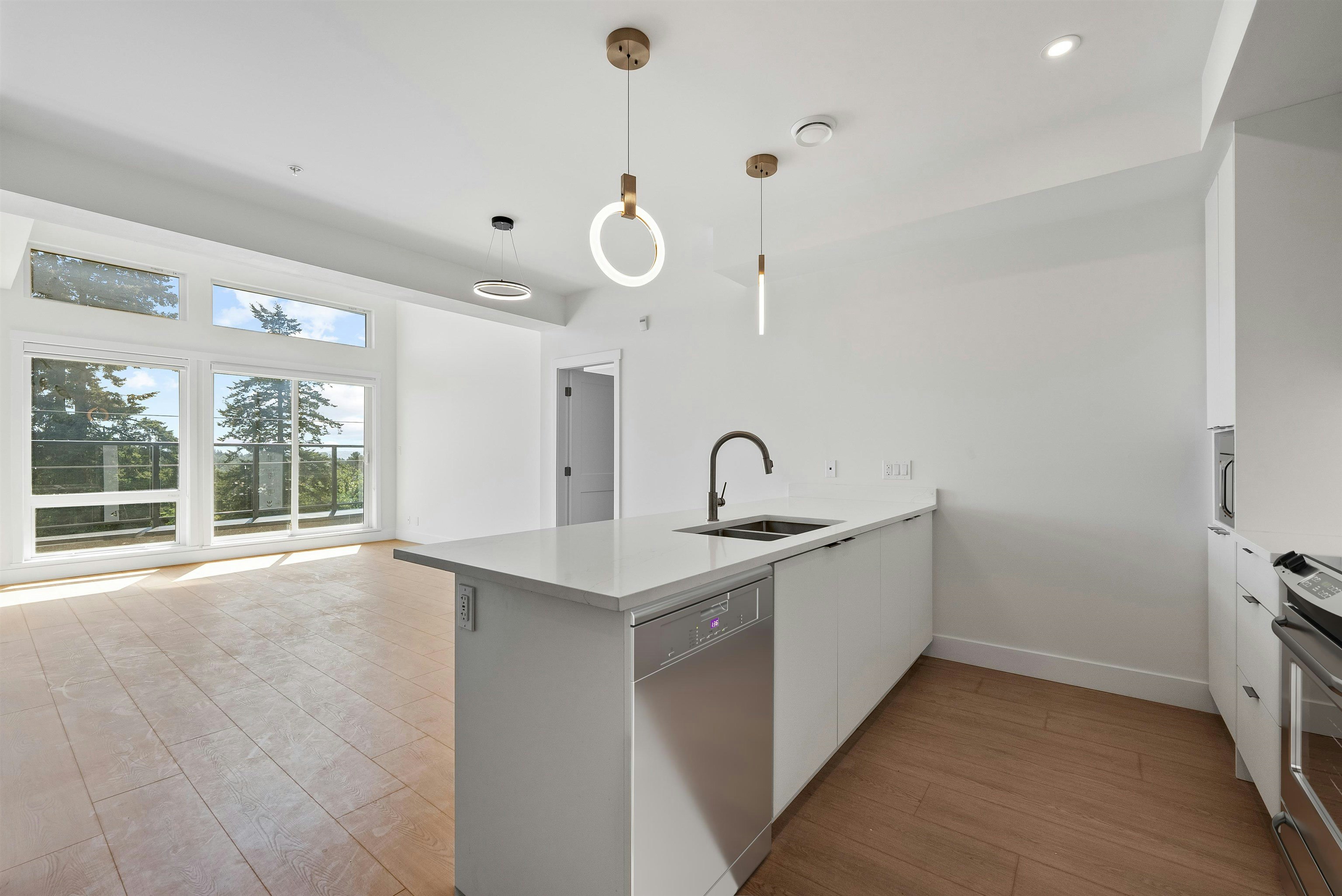 405-2233 156 Street - 5
