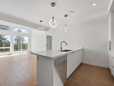 405-2233 156 Street - 5