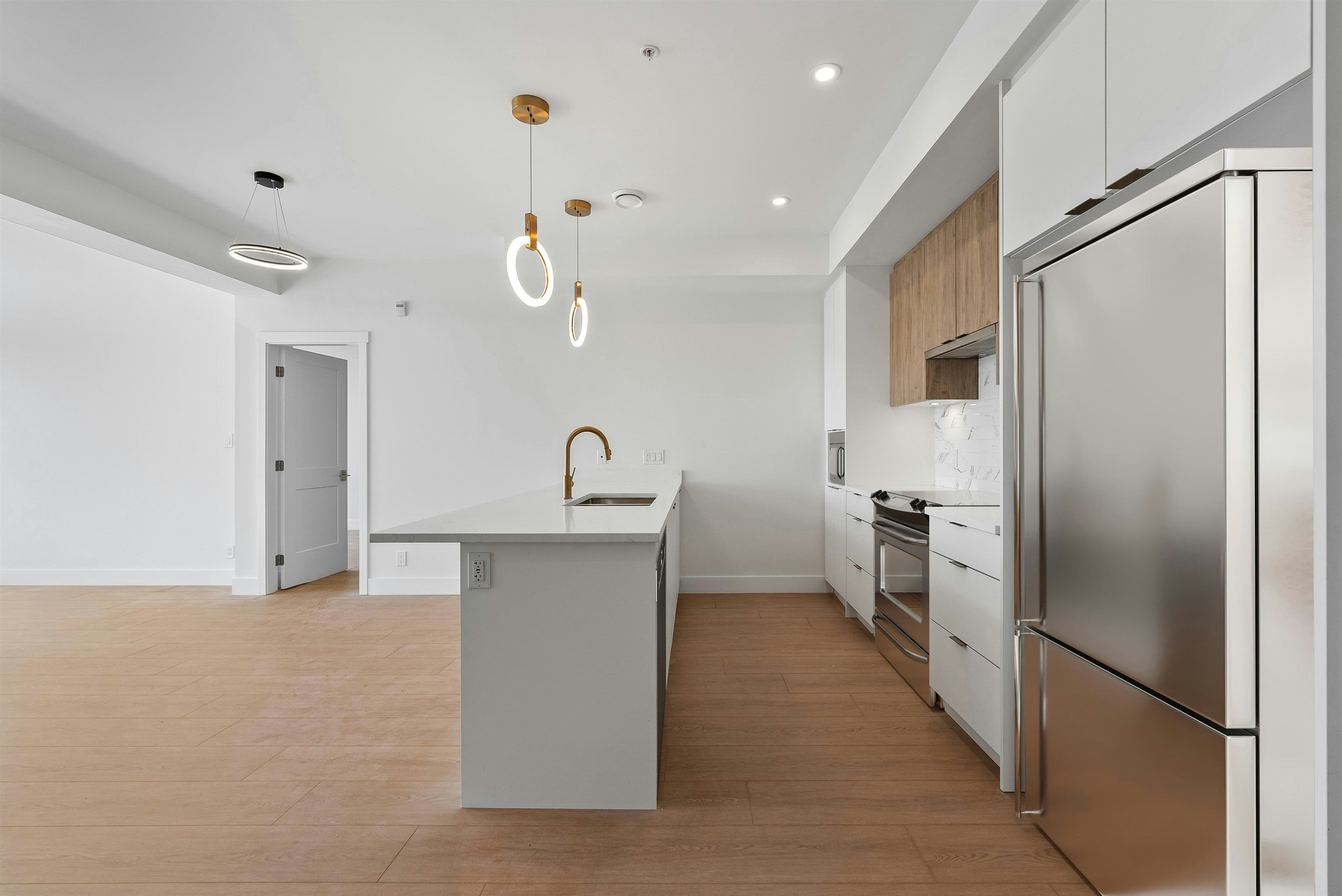 405-2233 156 Street - 2