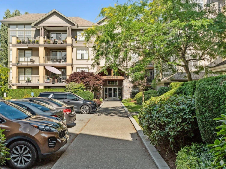109B-45595 Tamihi Way, Chilliwack, BC, V2R 0G3 - 2