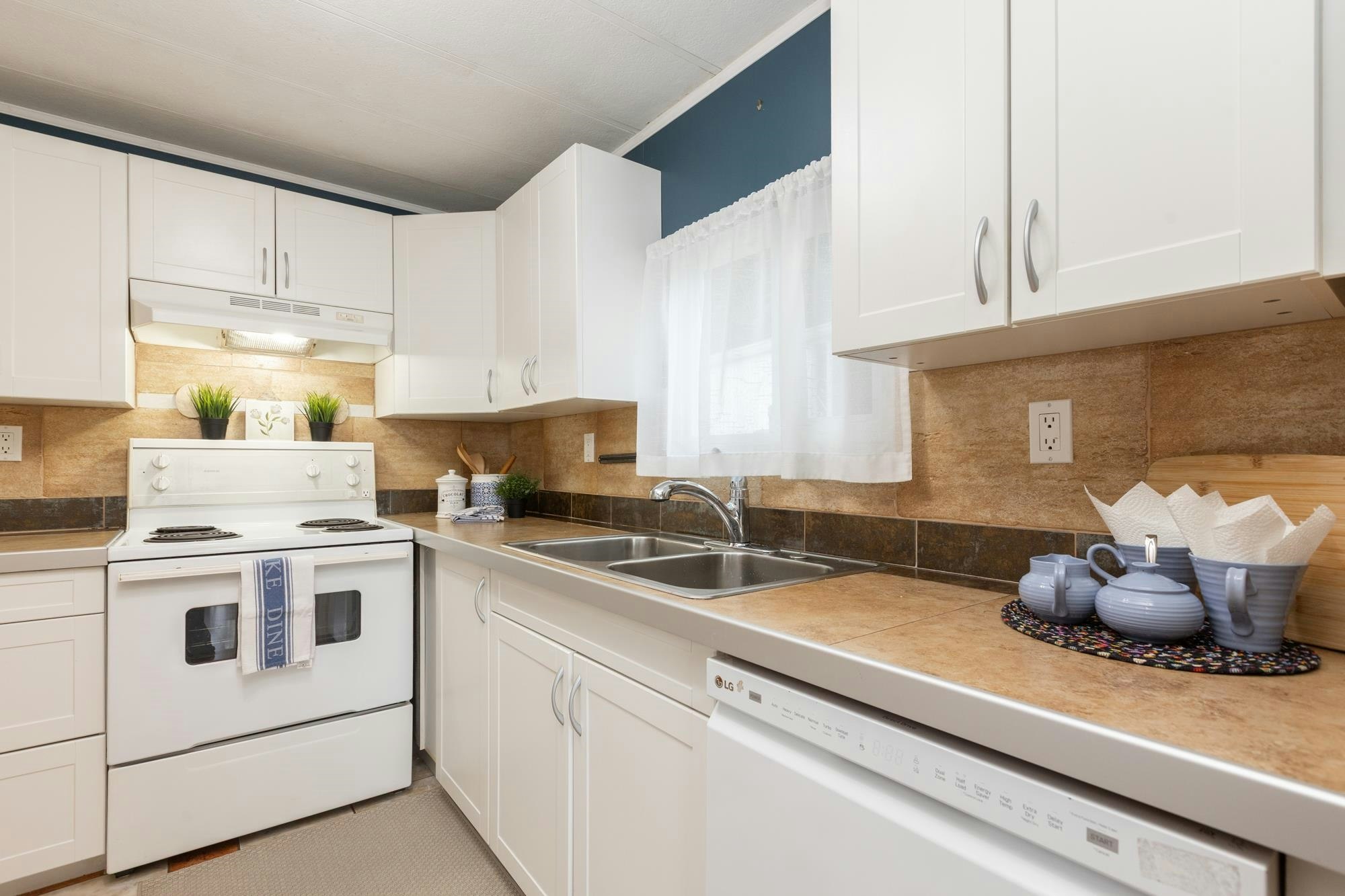 50-15875 20 Avenue, Surrey, BC, V4A 2B1 - 9