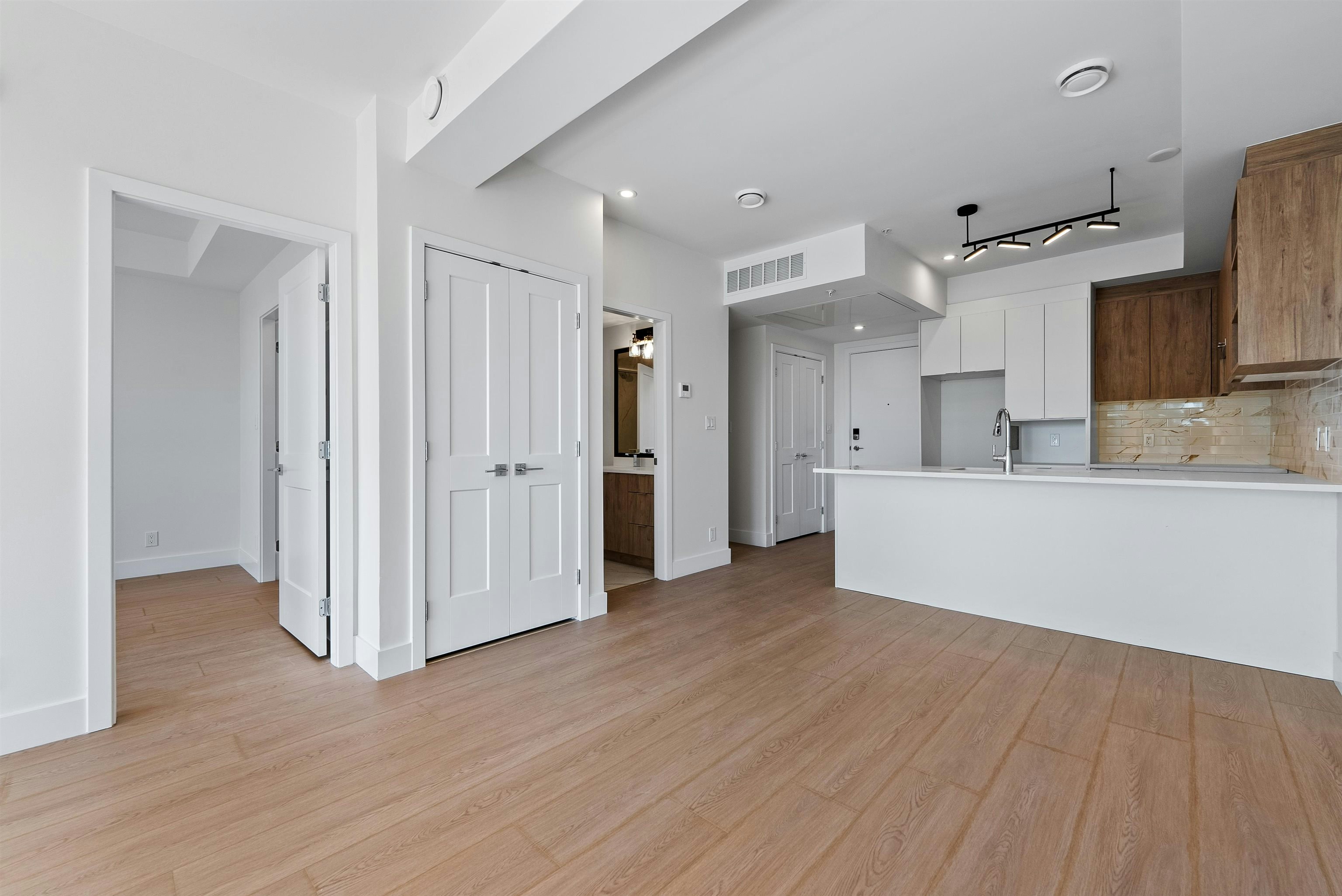 304-2233 156 Street, Surrey, BC, V4A 4V3 - 12