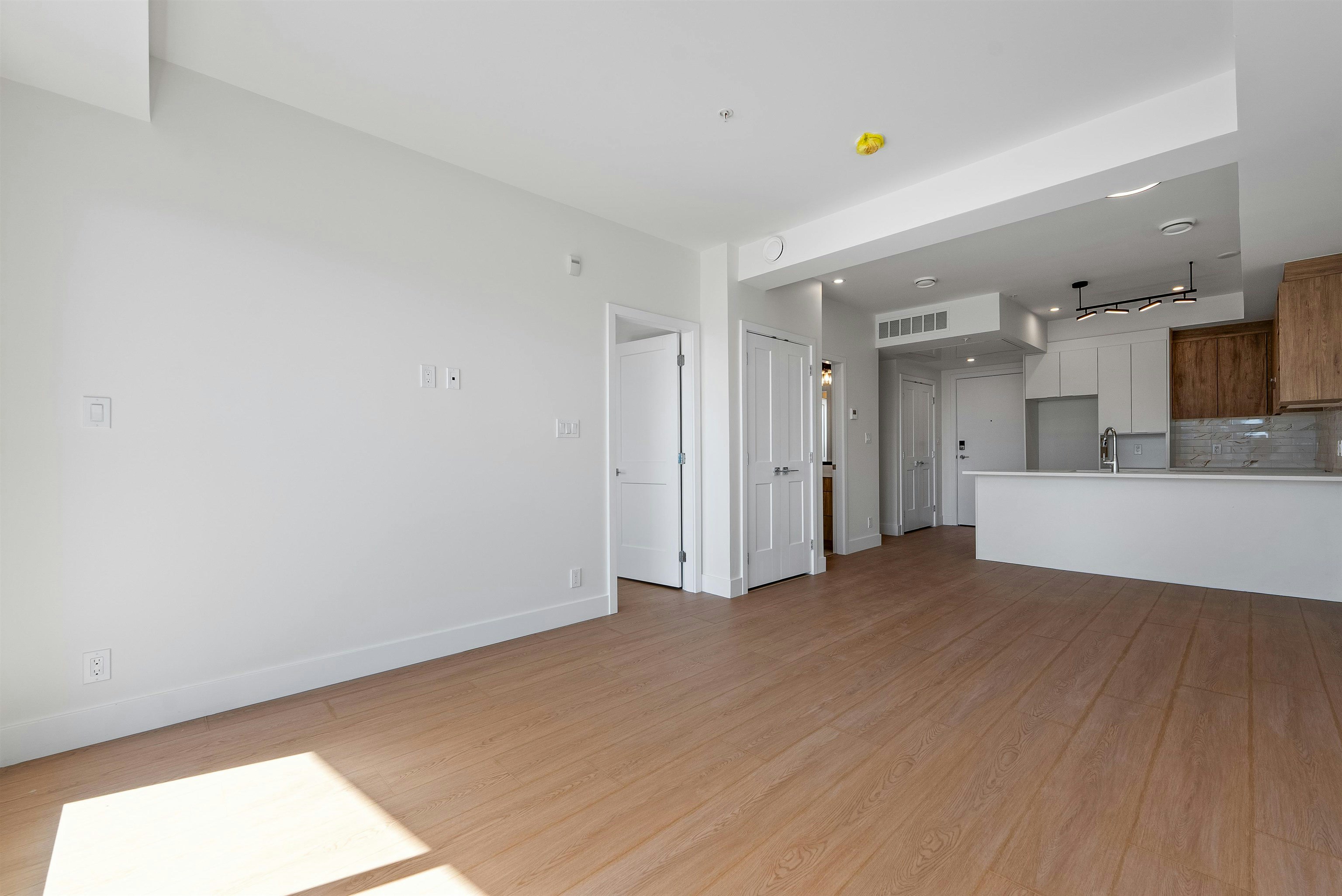 304-2233 156 Street, Surrey, BC, V4A 4V3 - 11
