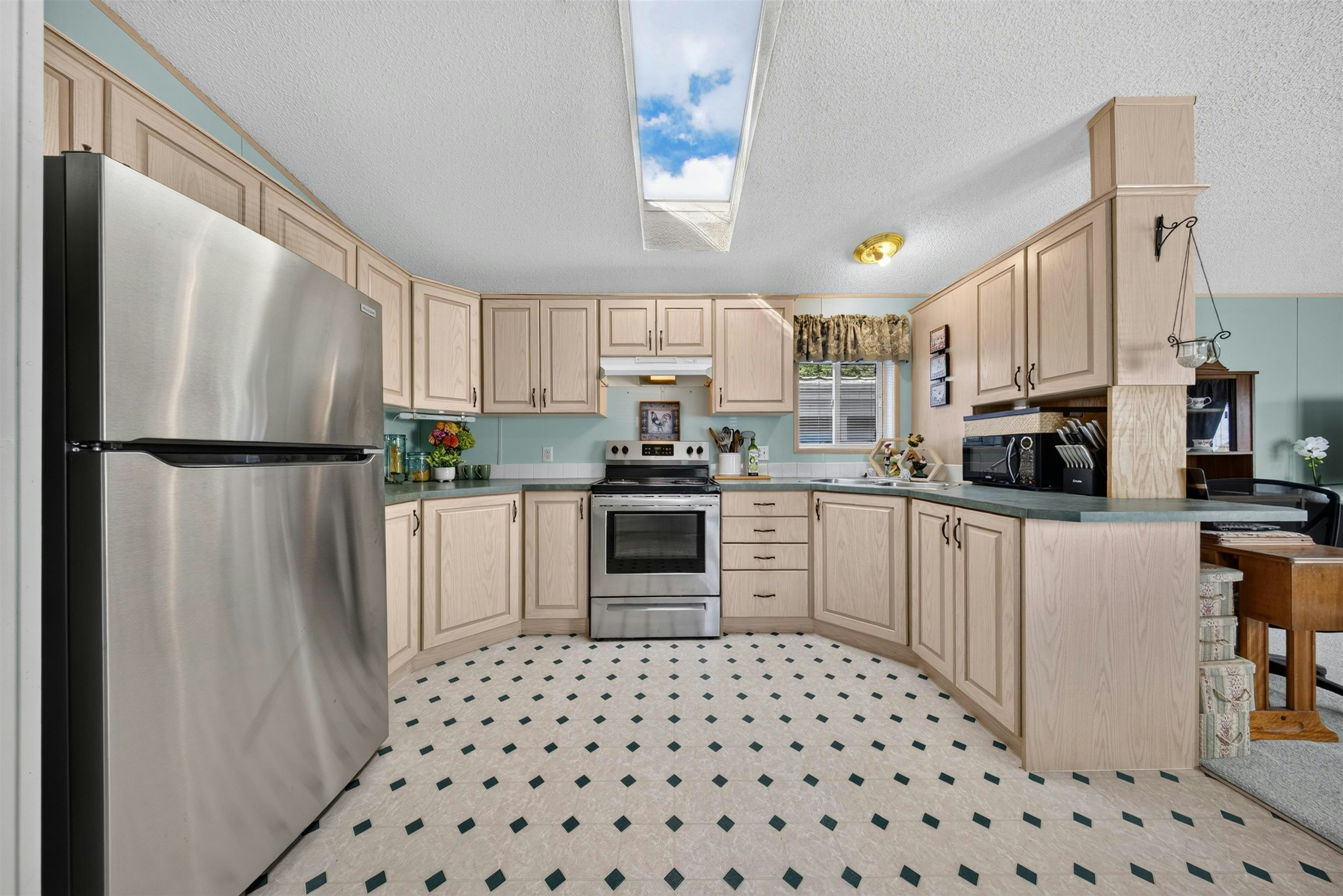 15-44565 Monte Vista Drive - 3