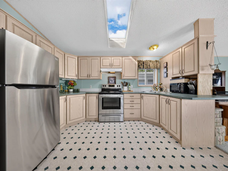 15-44565 Monte Vista Drive, Chilliwack, BC, V2R 5Y4 - 3