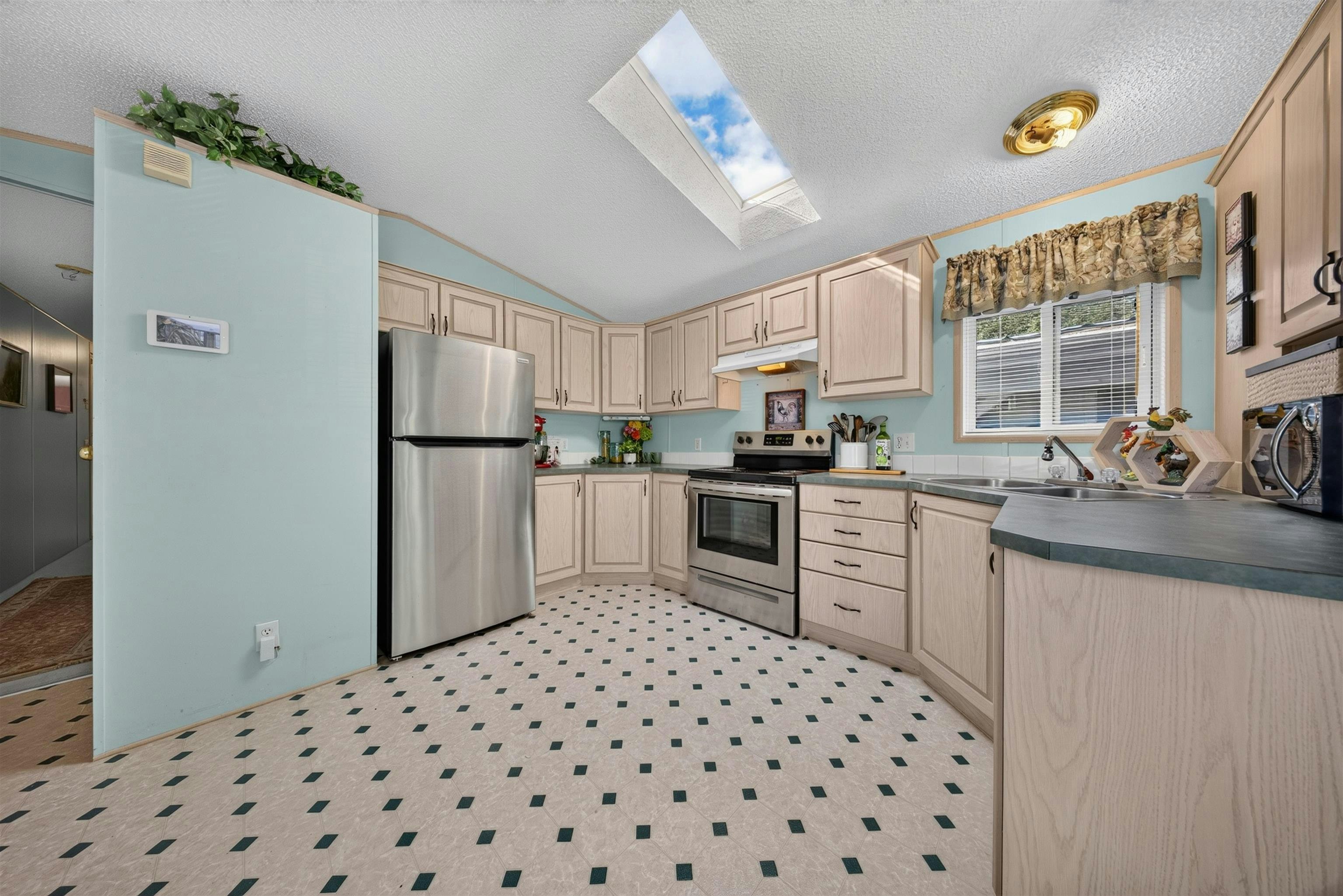 15-44565 Monte Vista Drive, Chilliwack, BC, V2R 5Y4 - 16