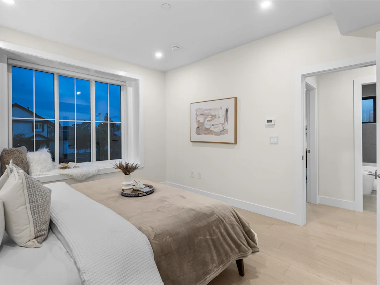 1-2211 Mannering Avenue, Vancouver, BC, V5N 3C5 - 11