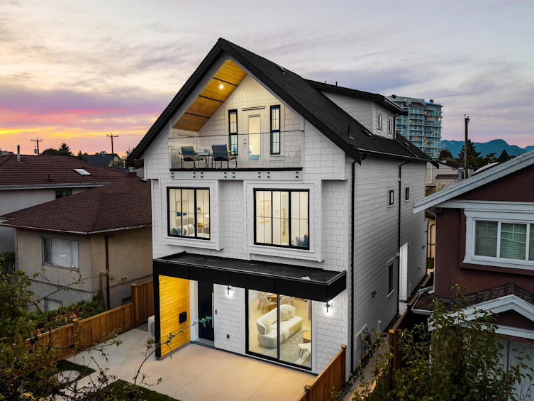 1-2211 Mannering Avenue, Vancouver, BC, V5N 3C5 - 18
