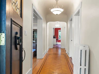 5138 East Boulevard - 4