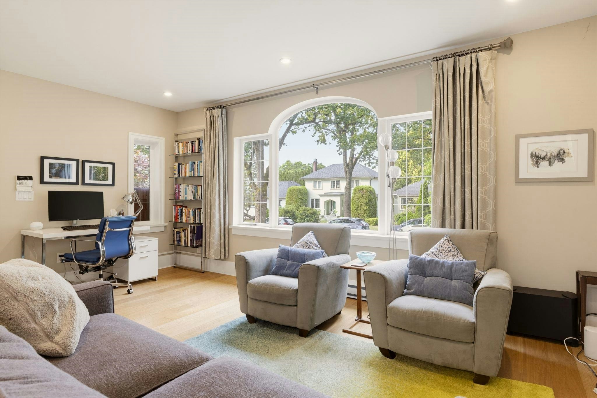 462 W 22nd Avenue - 5