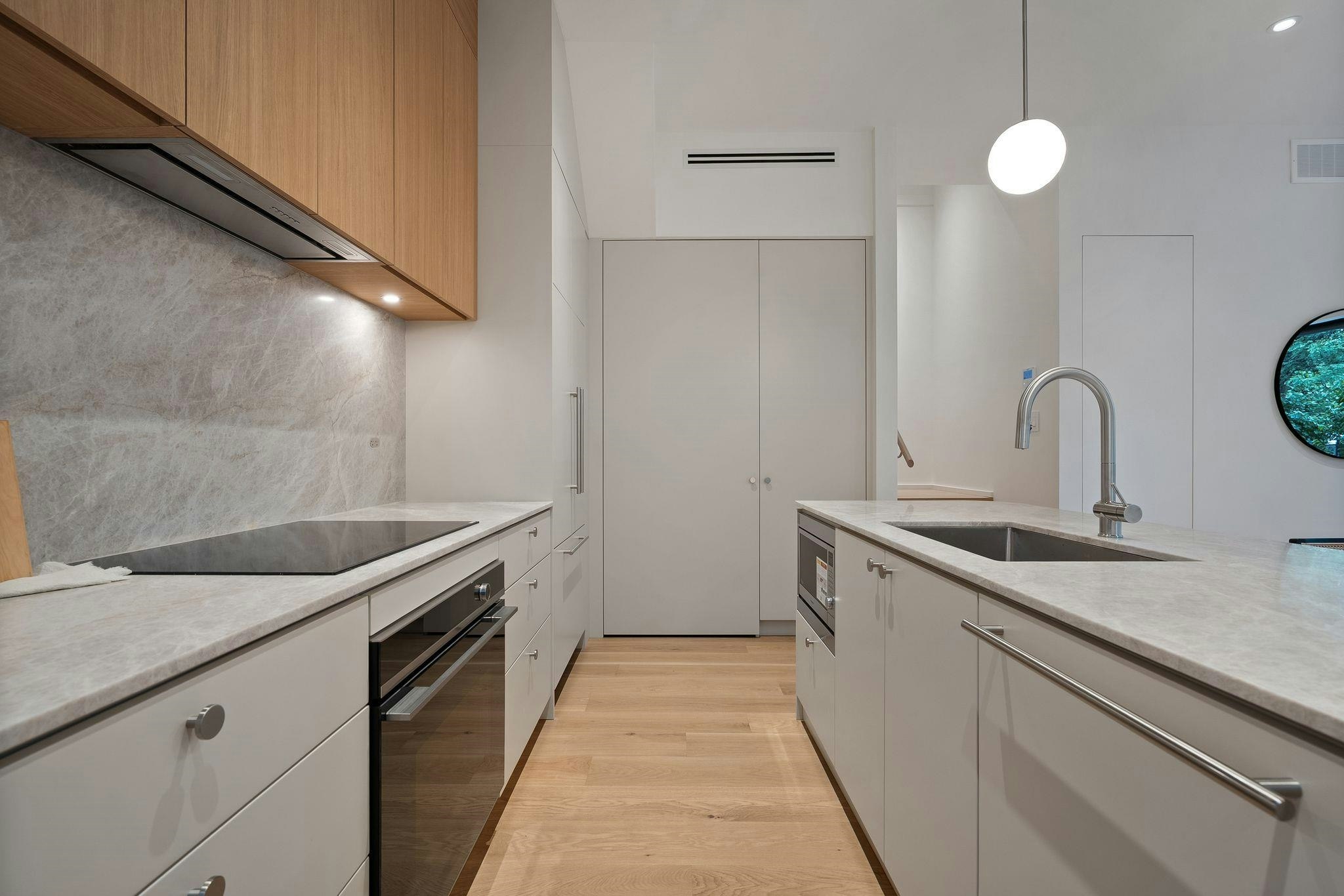 2-164 E 38th Avenue, Vancouver, BC, V5W 1H1 - 7