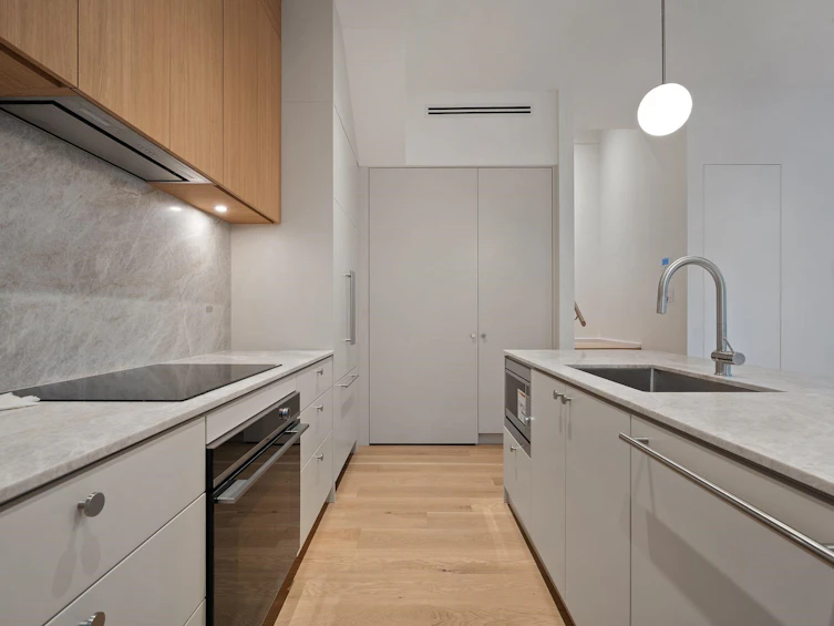 2-164 E 38th Avenue, Vancouver, BC, V5W 1H1 - 7