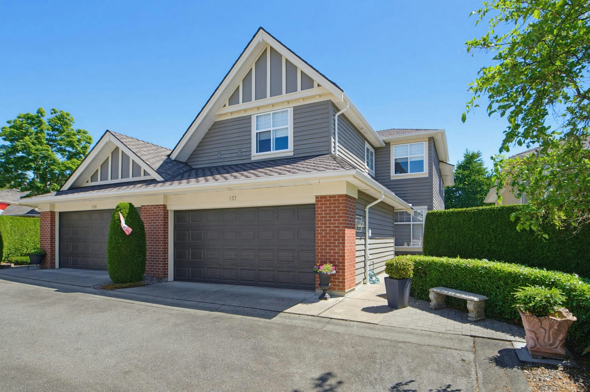 137-15500 Rosemary Heights Crescent, Surrey, BC, V3Z 0K1
